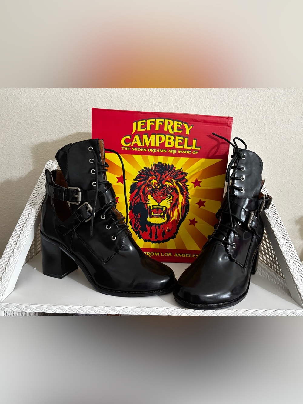 Jeffrey Campbell Benson Black Patent Lace-Up Block Heel Cutout Ankle Boot Lk New